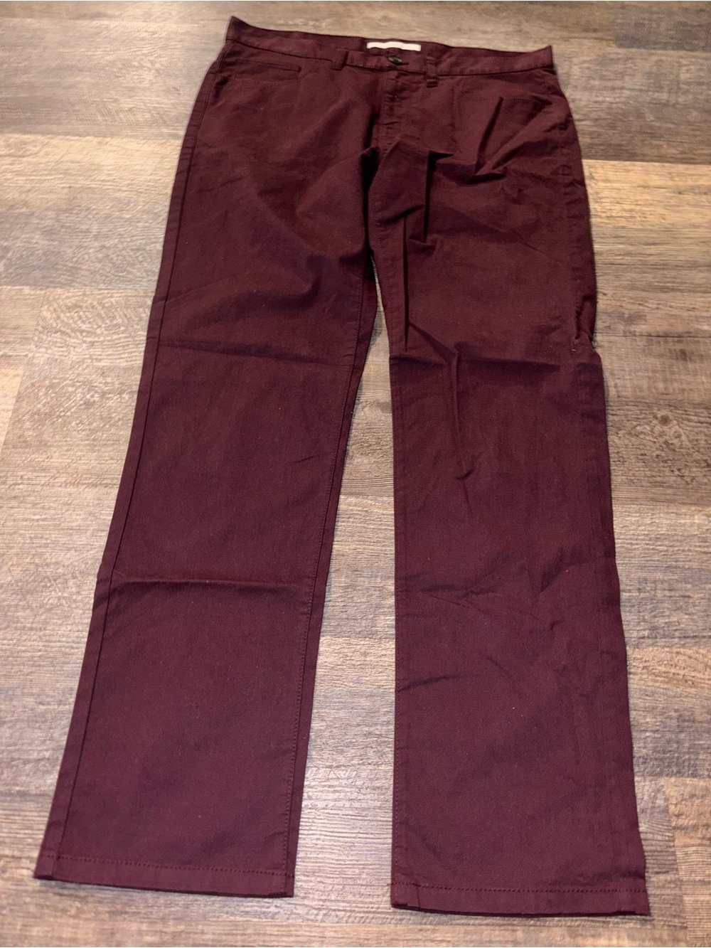 Perry Ellis Men's Chinos in Burgundy